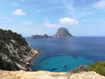 Ibiza Island Tour: Es Vedra, saltöar och hippiemarknad