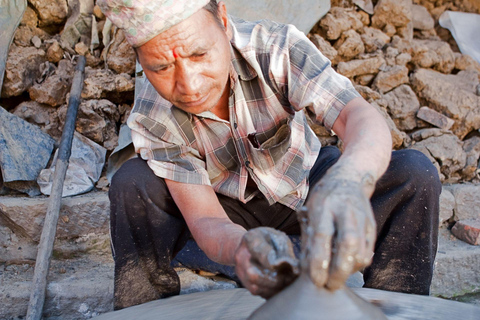 Kathmandu: 9-Day Nepal Golden Route Tour with Guide