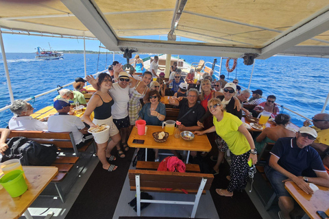 From Trogir: Three Island Boat Tour with Blue Lagoon & Lunch