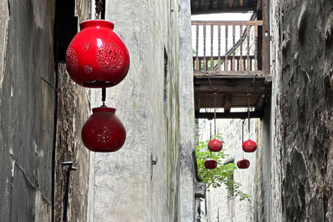 Private Transfer from Guilin to Fenghuang With the stop at Chengyang Dong Village