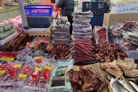 Mystery Menus Shanghai: 3-Hour Breakfast and Market Tour