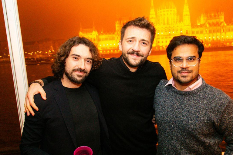 Budapest: New Year Boat Party Cruises with Unlimited DrinksSip &amp; Sail New Year&#039;s Day Premium Package