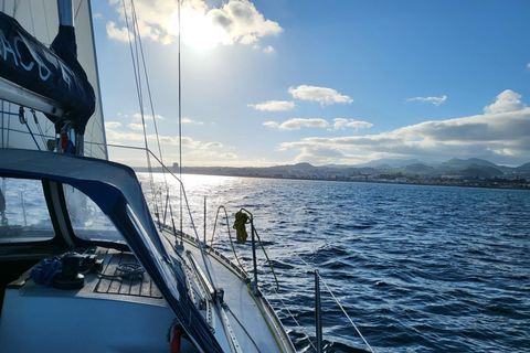 Tour privado en velero al atardecer PDL