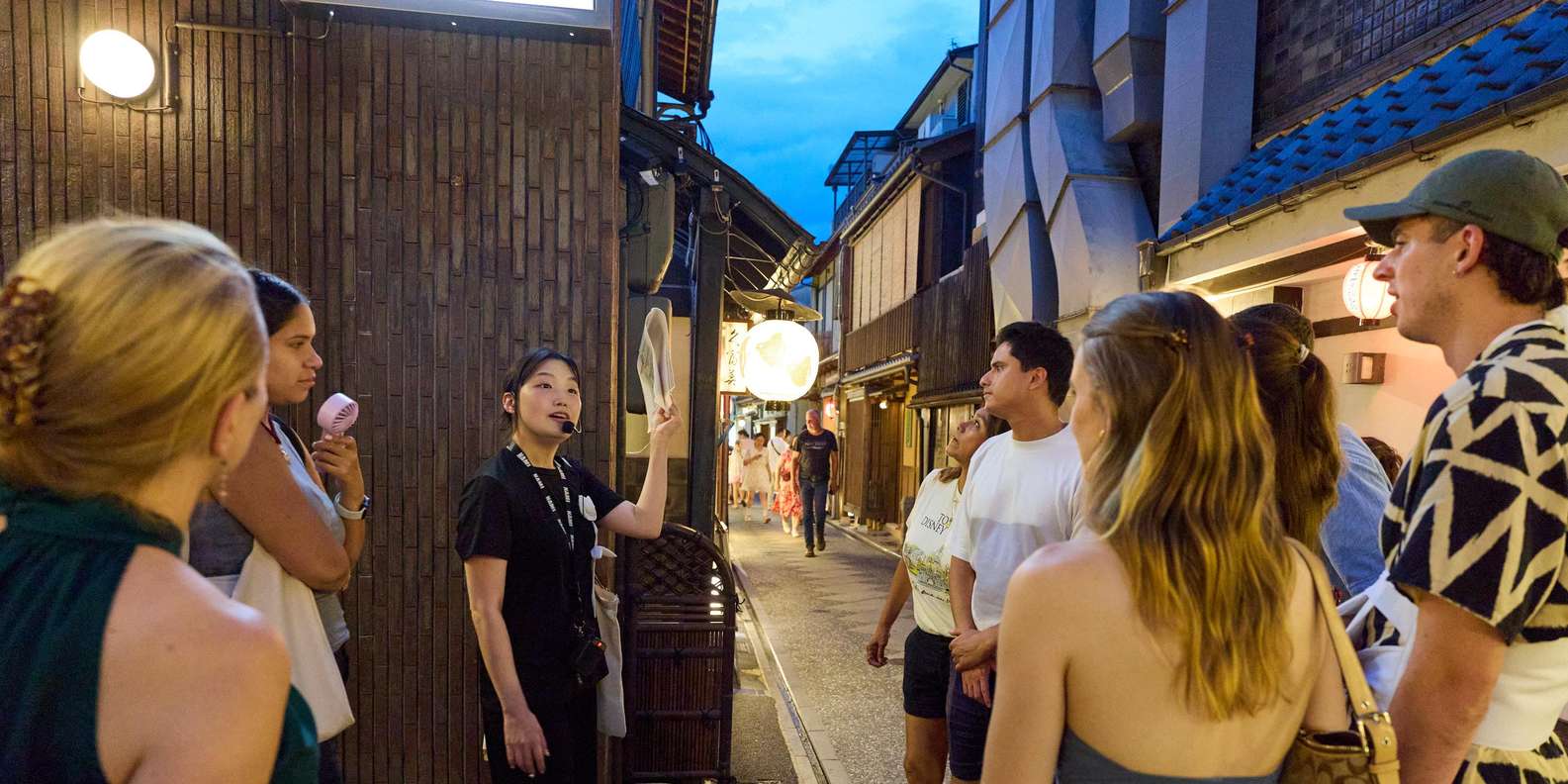 Kyoto: Gion Geisha District Walking Tour - Stories of Geisha