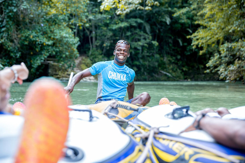 蒙特哥湾/尼格瑞尔：大河漂流探险之旅（含饮品）蒙特哥湾/内格里尔：大河漂流探险之旅（含饮品）