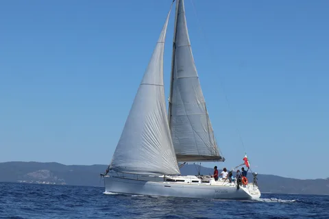 Tour in Barca a Vela