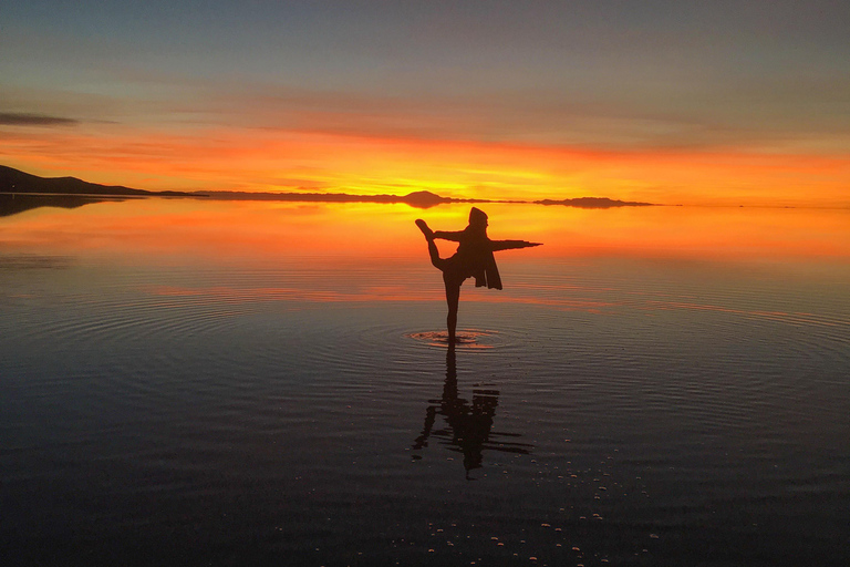 Uyuni Salt Flats & Colored Lagoons 3-Day Tour Tour with English-speaking guide
