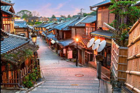 Kyoto Bus Tour: Fushimi, Kiyomizu, Kinkaku-ji & Arashiyama