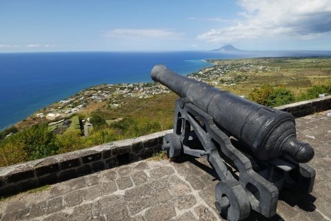 Basseterre: fortaleza de Brimstone Hill y excursión por la costa de la playa