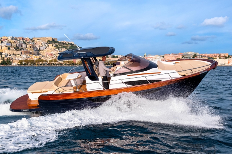 Capri : All Inclusive Private Boat Tour & City Visit