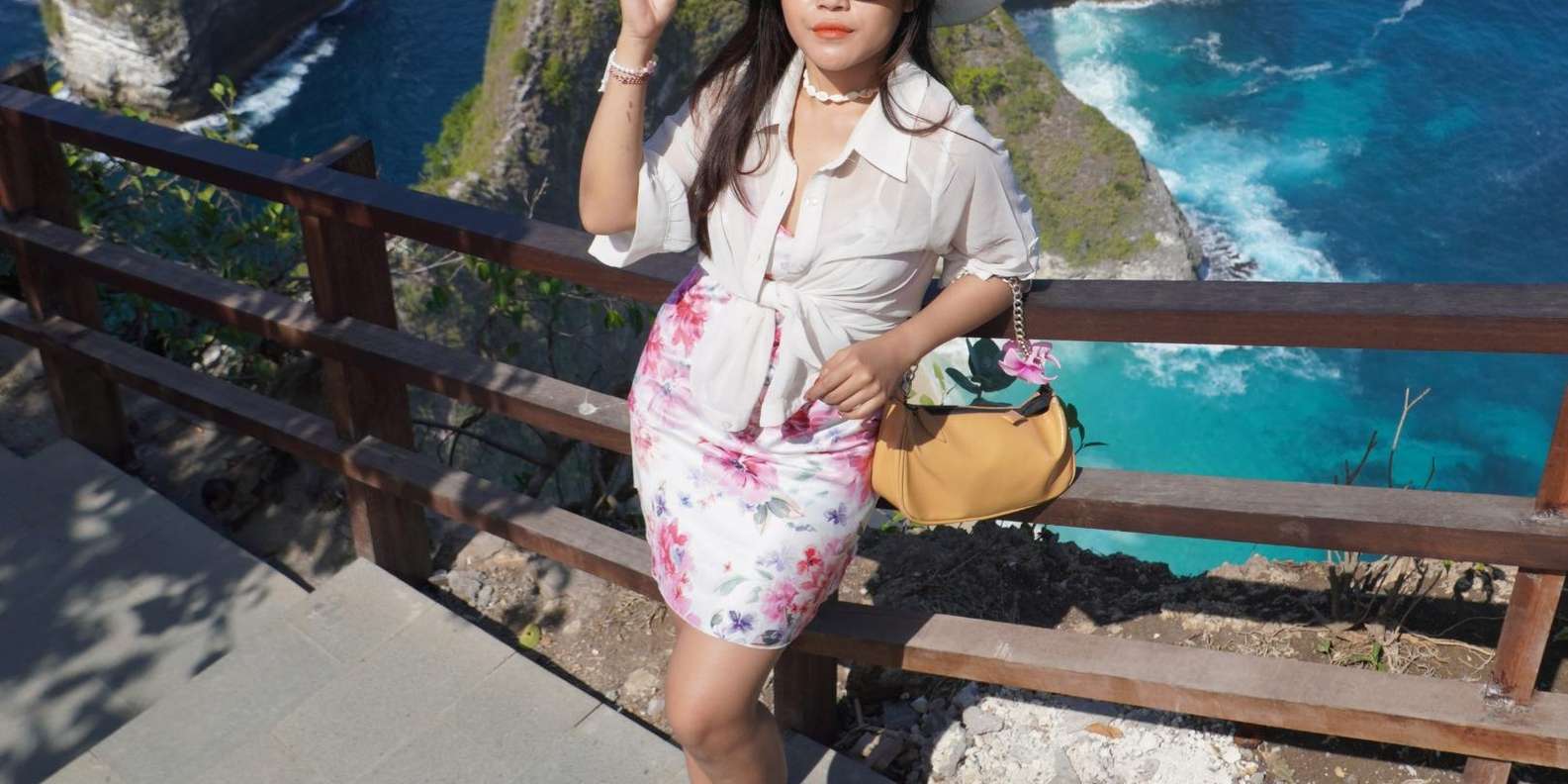 Nusa Penida: 2-Day Land Trip and Snorkeling Tour from Bali