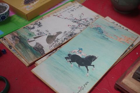 Hangzhou Ghost Market Adventure: Antique Hunt & Bargain