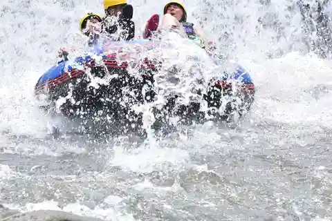 Bali: Rafting em águas brancas com a Sidemen No Stairs Adventures