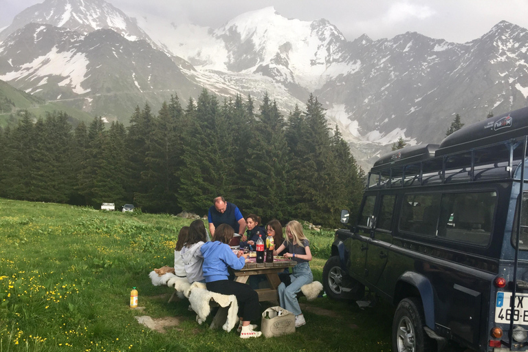 Chamonix Mont Blanc: Private 4x4 outing and dinner at high altitude Chamonix Mont Blanc: Private 4x4 Trip and Dinner at High Altitude