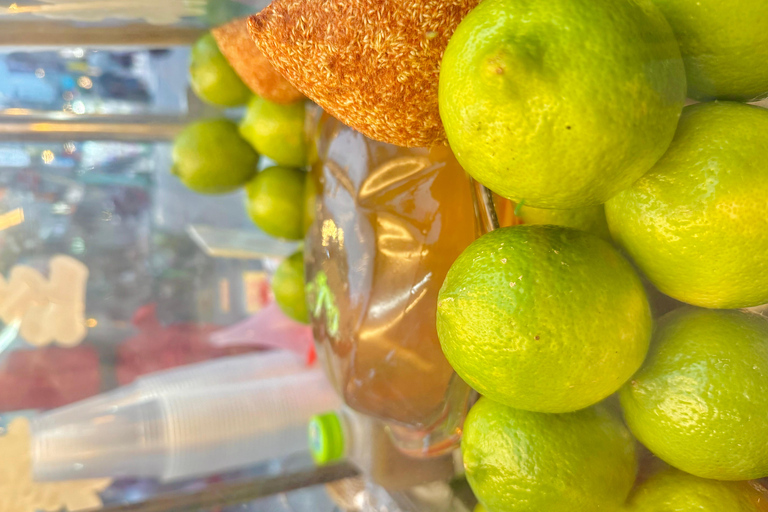 Taipei Ningxia Night Market Food Walking Tour（incl. 10 Food） Private Tour