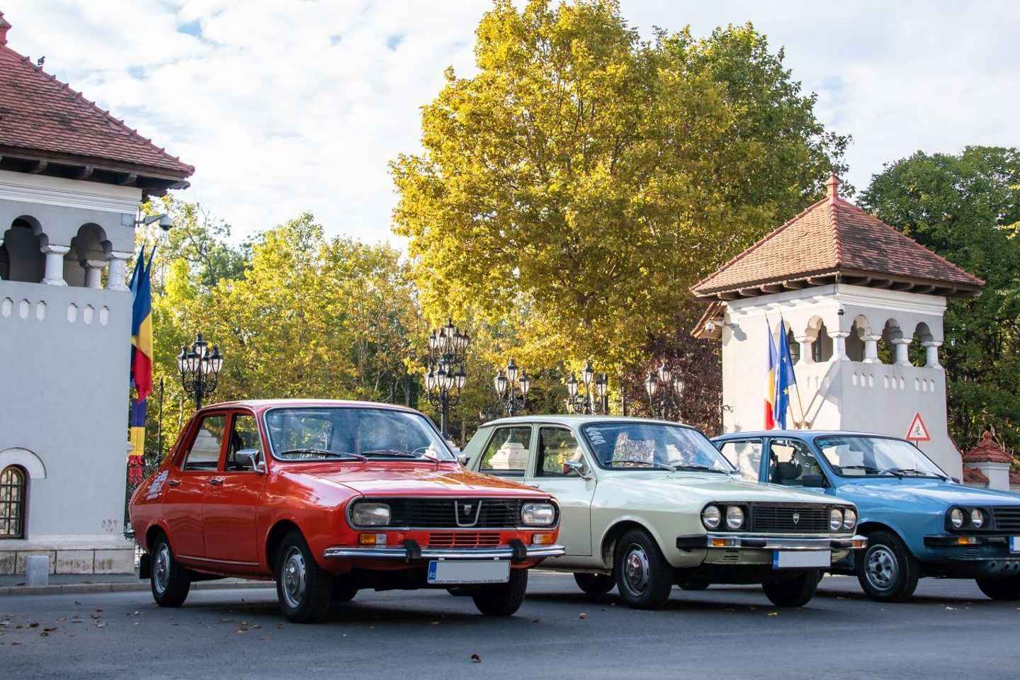 布加勒斯特复古车三大街区私享之旅