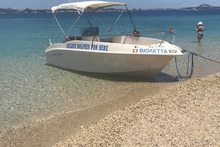 Zakynthos: Navagio Beach and Blue Caves Boat Tour Around Zante by private boat
