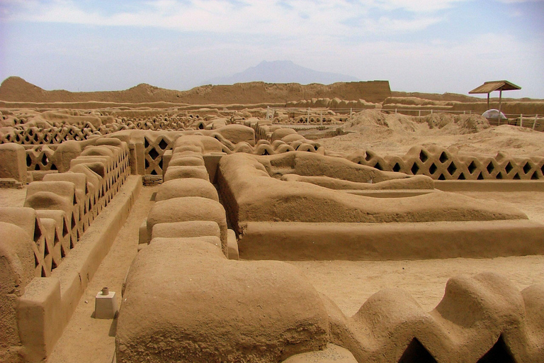 Tour delle culture Chimu e Moche + spettacolo di Marinera