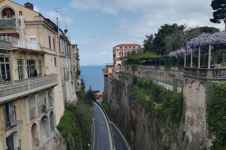 Sorrento Coast: Discover Hidden Gems by Vespa with a Buddy