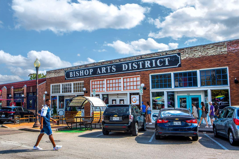 Dallas: Guided Shopping Tour with Lunch at the Zodiac Room