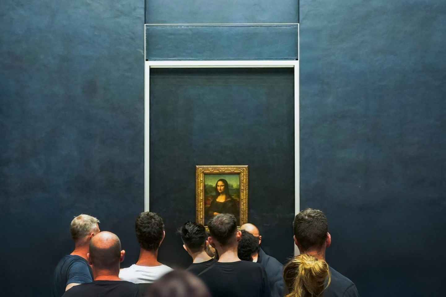 Paris: Montmartre, Notre-Dame, & Louvre Tour with Cruise