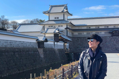 Kanazawa: City Highlights & Hidden Gems Private Walking Tour 3 hour - Kanazawa walking experience