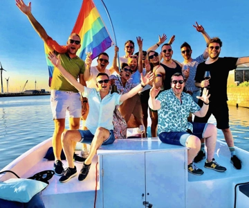 Antwerp: Private Aperitif Boatride