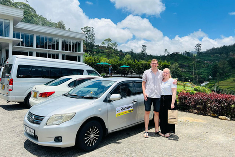 Från Kandy: Privat transfer till Bentota med stopp