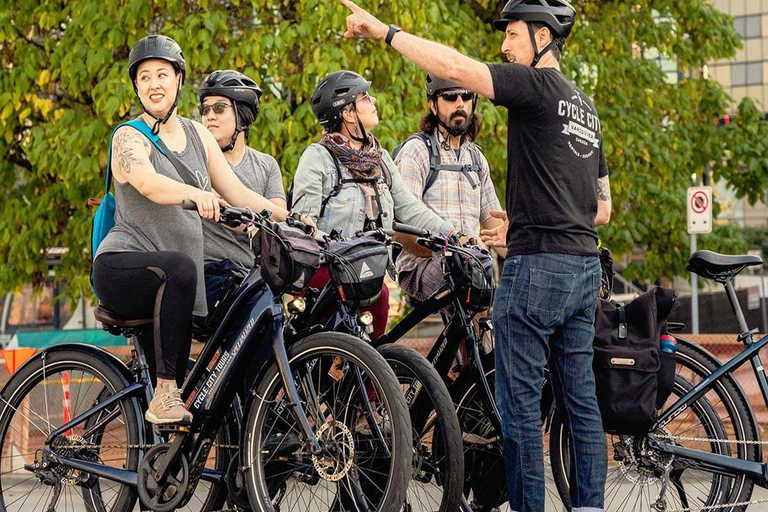 Vienna: City Highlights E-Bike Tour