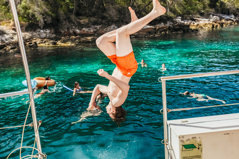 Split: hele dag per catamaran naar Hvar en Pakleni-eilanden