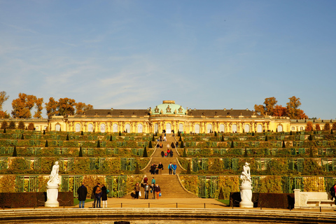 Potsdam: Hop-On Hop-Off Bus Tour with Audio Guide