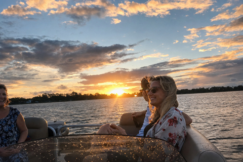 Winter Haven: Guided Sunset Boat Tour with Dinner Stop