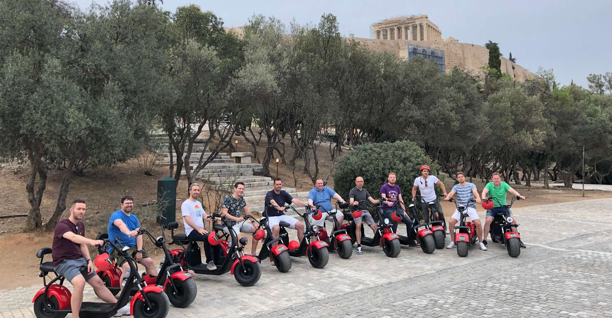 Athènes, Visite guidée de la ville par Scooter électrique ou E-Bike - Hizvo