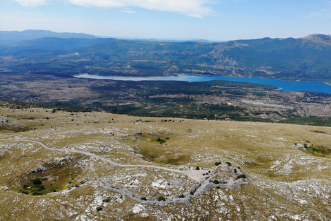 Au départ de Split : Excursion en quad dans le parc naturel de Dinara avec déjeunerVisite guidée sur des quads flambant neufs