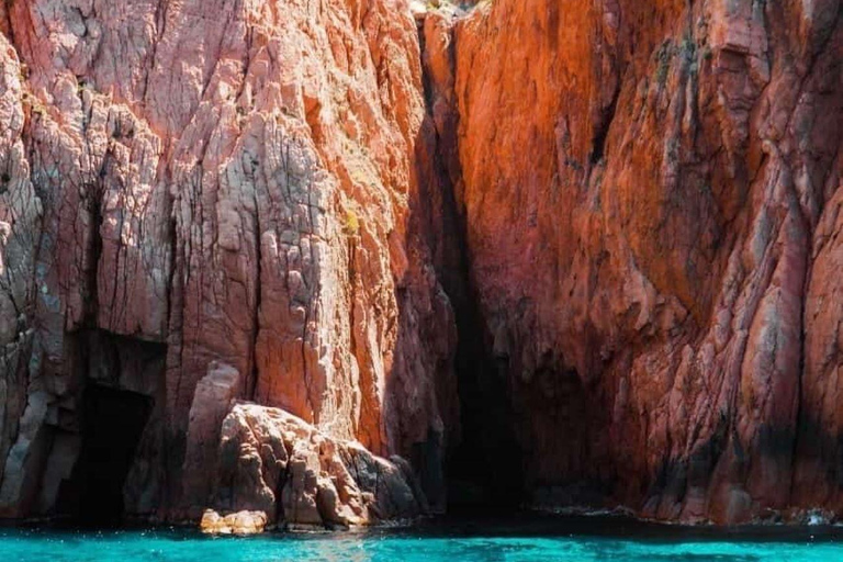 Ajaccio: Excursão Scandola - Girolata - Piana - Capo Rosso