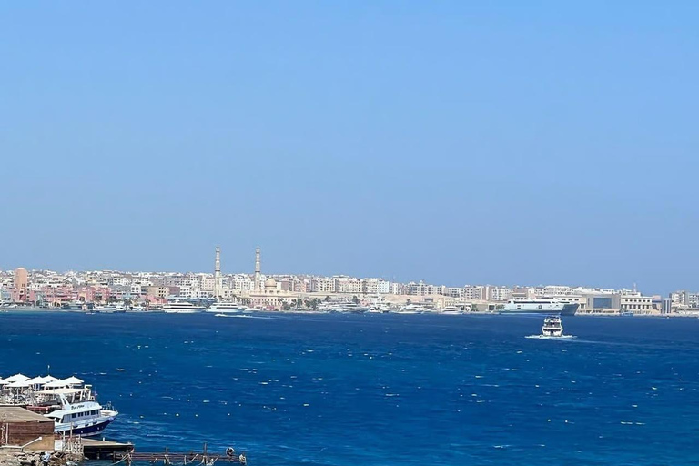 Hurghada: City Tour & Bazaar with Optional Sand Museum Visit Group Sightseeing and Shopping Tour