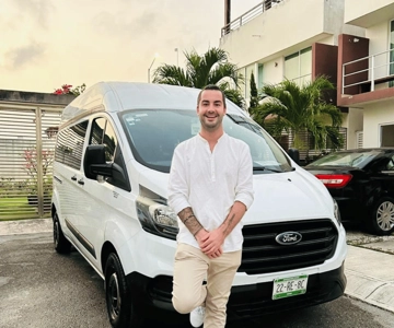 Cancun: Full or Half-Day Private Driver with Hotel Transfers