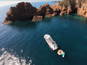 Fréjus : Boat Tour with Paddle Adventure & Floating Platform