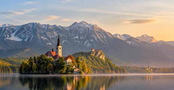 From Ljubljana: Lake Bled & Bled Castle Private Day Trip