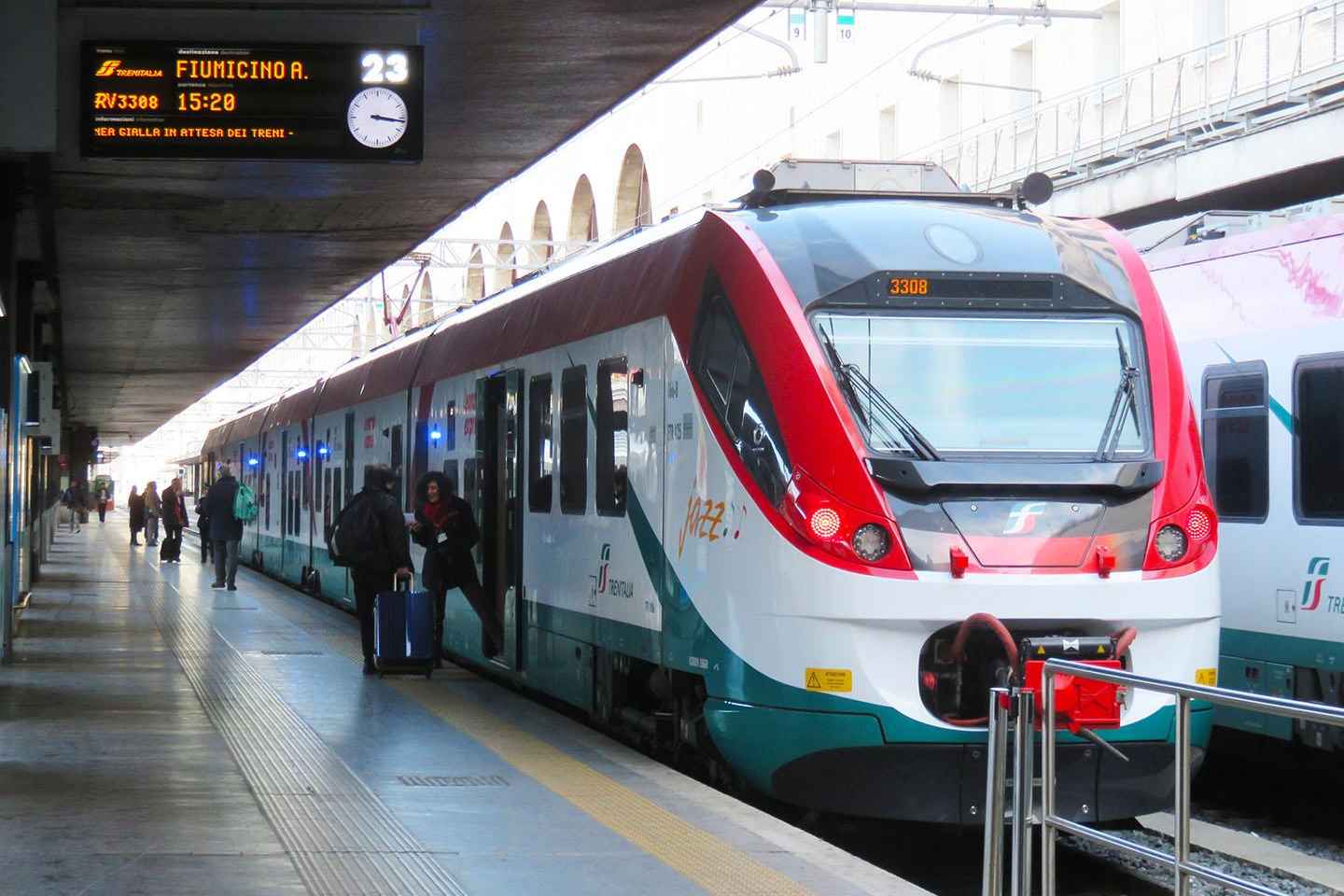 Rome: Transfer between Fiumicino Airport and Rome Termini