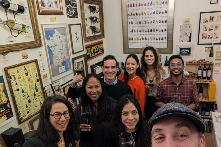 Paryż: Degustacja wina z 6 winami i deską serów