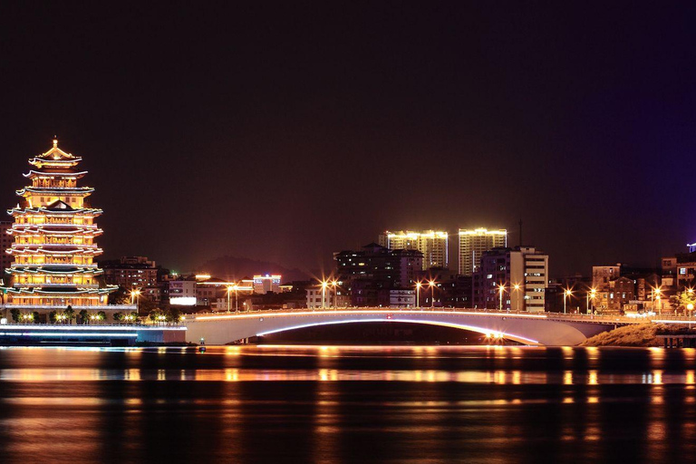 Huizhou Old Town City Walk — Lake, History & Local Life Tour