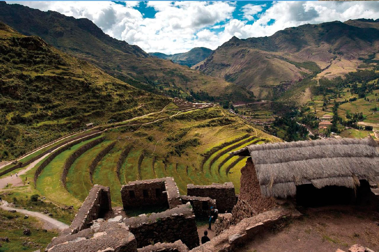 From Cusco: 2 Days, Sacred Valley and Machu Picchu via the scenic route Panoramic Train & Standard Hotel with Lunch in Machu Picchu