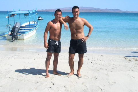 From La Paz: Espíritu Santo Island Tour all inclusive From La Paz: Espíritu Santo Island Tour