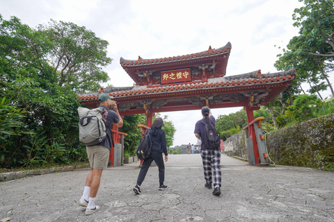 Naha: Okinawa Shuri Castle Peace Walking Tour