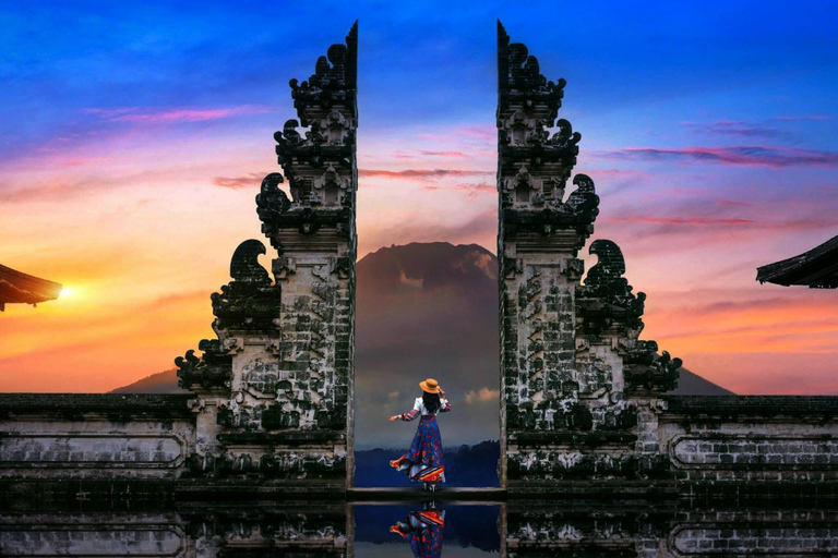 Bali: Gate of Heaven & Ubud Instagram Tour with Guide Gate of Heaven & Ubud Instagram (All Fees Included)
