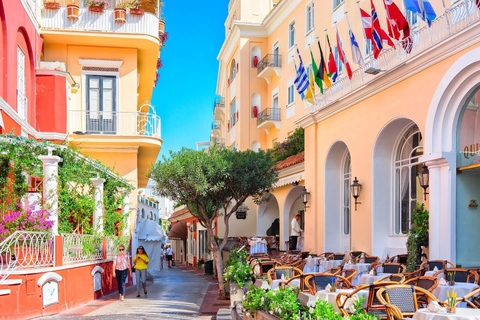 Positano: tour in barca di Capri con bagno, bevande e spuntini