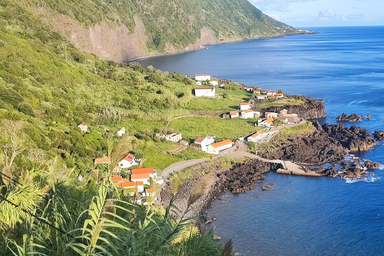 São Jorge Island: Guided Hike to Caldeira de Santo Cristo