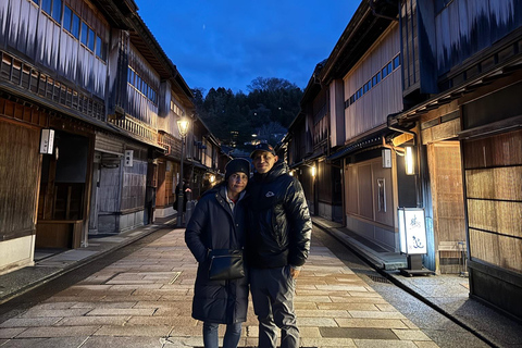 Kanazawa Night Tour with Matcha Experience