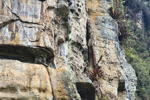 Bogotá: Choachí Rock Climbing and Hiking Tour Basic Climbing and Hiking Tour